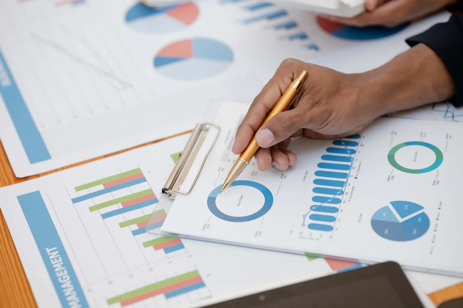 30–40% Less Month-End Closing Effort